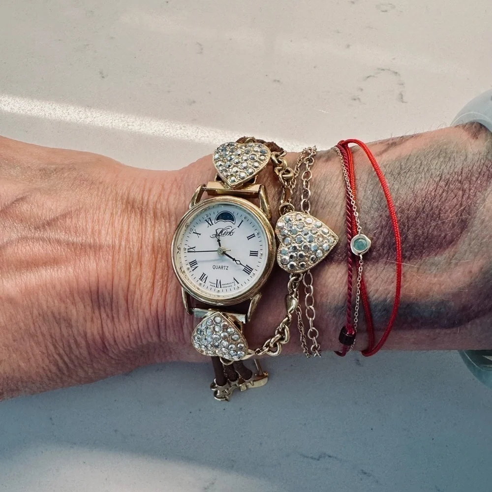 Elegant Gold Heart Women's Watch